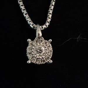 Kay Jewelers Silver Necklace with Sparkling Pendant